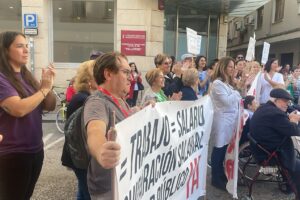 UGT Serveis Públics apoya las concentraciones del personal de centros concertados de personas mayores