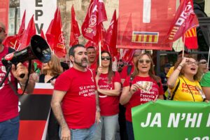 Tercer dia de vaga: Mobilitzacions en les tres capitals per exigir una negociació real