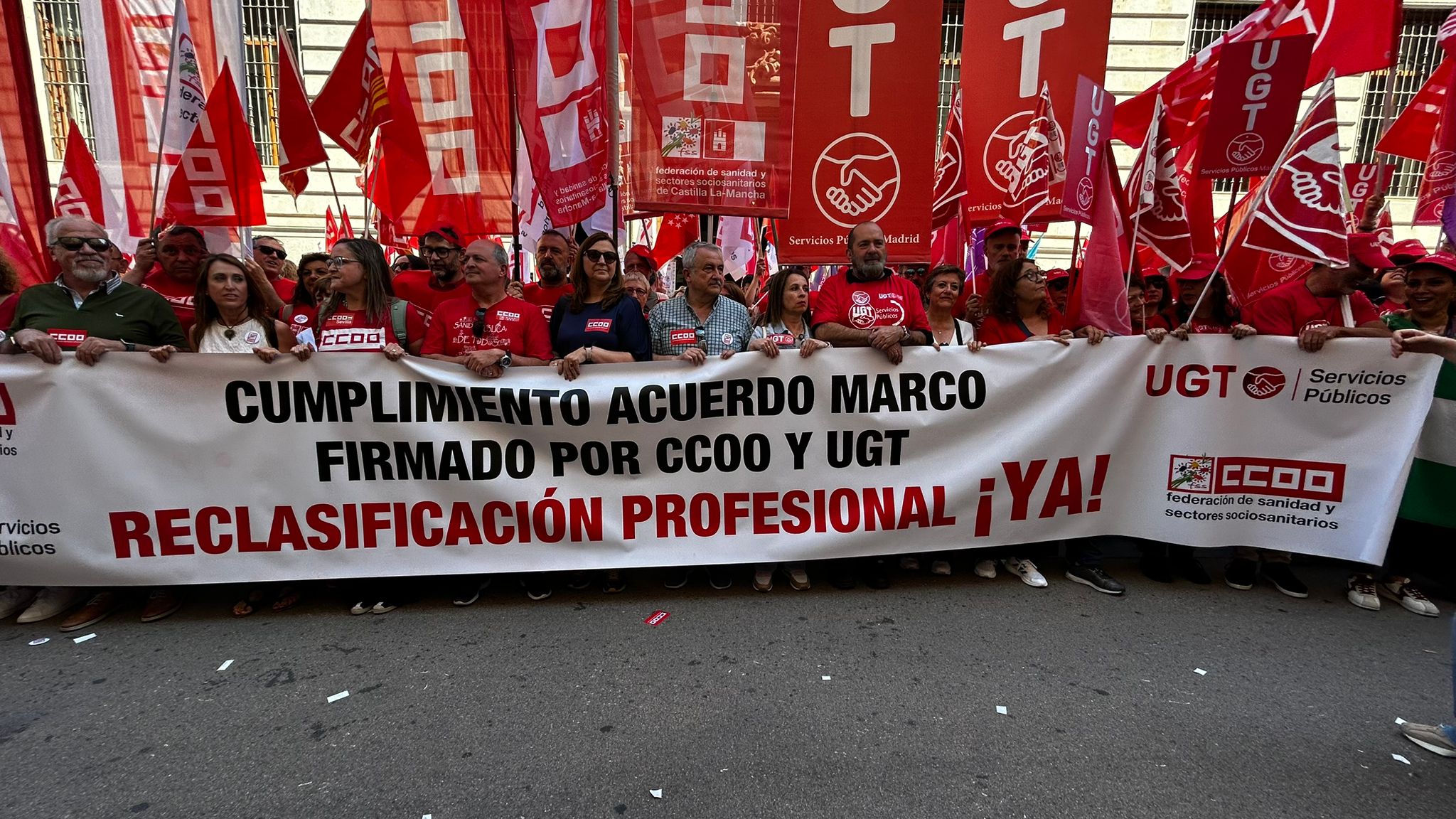 Movilización para exigir la implantación de la reclasificación profesional del colectivo Técnico Sanitario del SNS