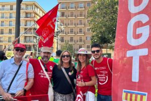 UGT proposa una xarxa descentralitzada de caixes de resistència per a la vaga educativa