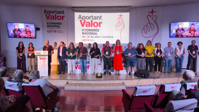 Lee más sobre el artículo Homenaje al personal empleado público por su esfuerzo durante la  Dana