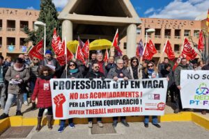 UGT lamenta que la integración del profesorado de FP deja fuera a dos de cada tres docentes