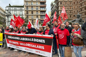 UGT acusa la Conselleria d’Educació de manipular la realitat i blanquejar una orde de plantilles imposada que retalla professorat