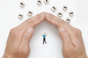 UGT alerta de los riesgos en la protección del personal sanitario al cambiar el modelo en el servicio de prevención