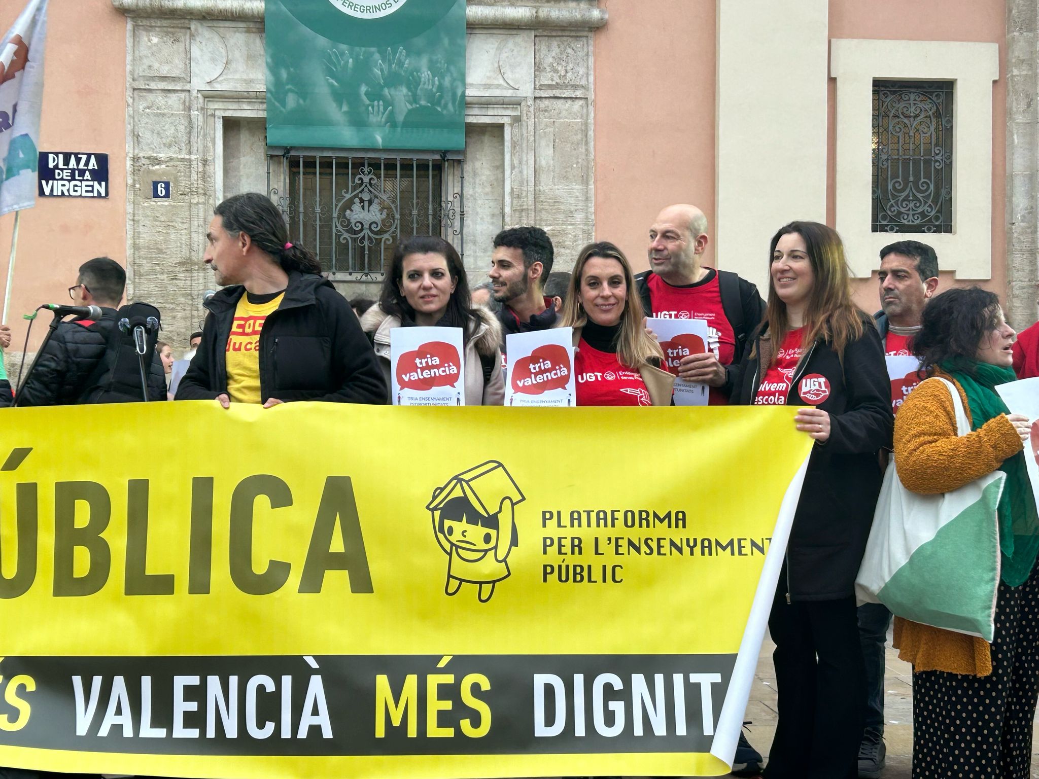 En este momento estás viendo UGT exigeix la invalidació de la consulta sobre la llengua base per l’absència de garanties democràtiques