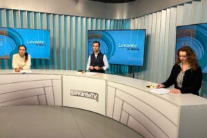 Entrevista a Susana Díaz y Laura Ballesteros sobre oposiciones, formación y empleo público en Levante-TV
