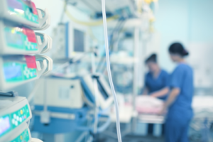 UGT denuncia que Sanidad blinda 540 plazas hospitalarias para el personal médico especialista