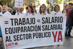 UGT Serveis Públics apoya las concentraciones del personal de centros concertados de personas mayores