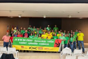 La tancada de la Junta de Personal Docent a Conselleria aconsegueix reprendre les negociacions el pròxim dilluns